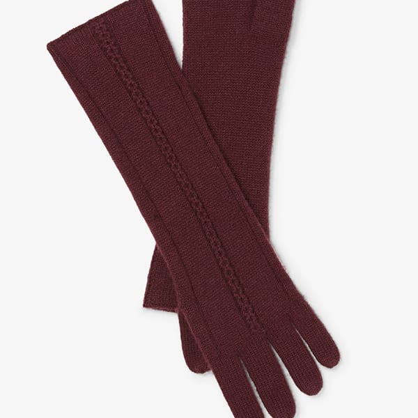 Packshot image of the circle cable gloves in chiante | Still | Exclude