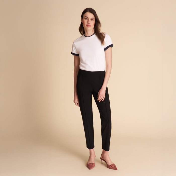 Front image of a woman standing wearing the Colby Jogger in Black