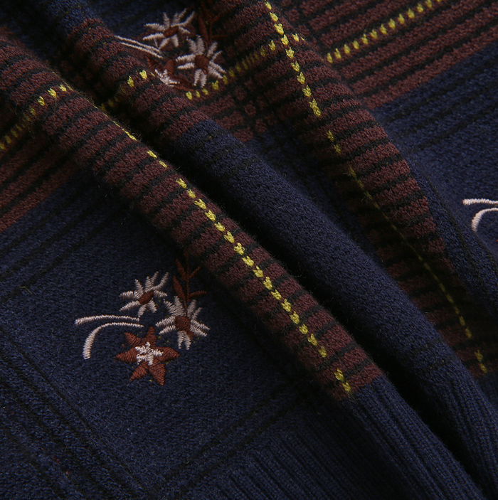 Lino Plaid Embroidered Set
