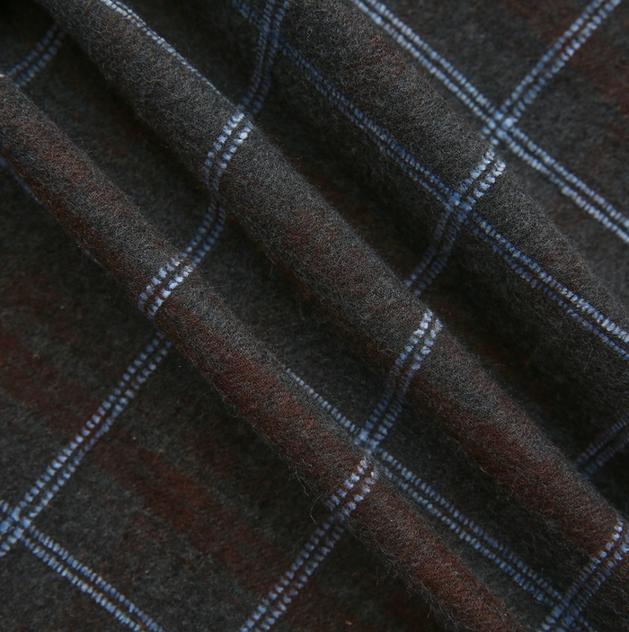 Round Yoke Plaid Skirt