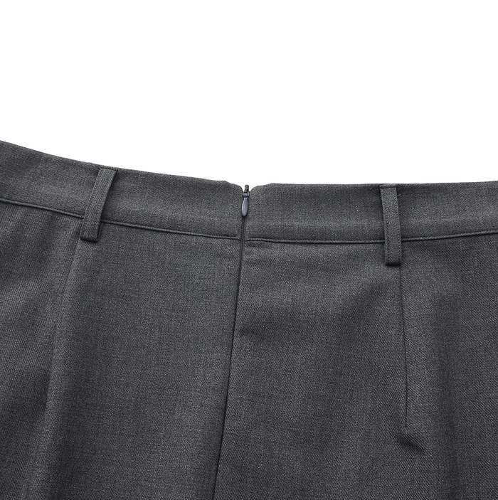 Stitch Kick Pleat Skirt