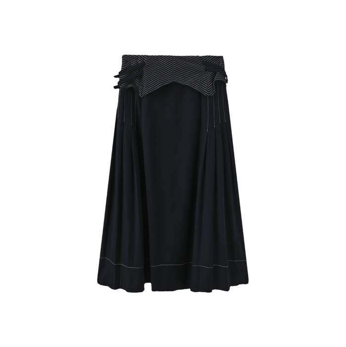 Top Stitch Woven Pleat Skirt